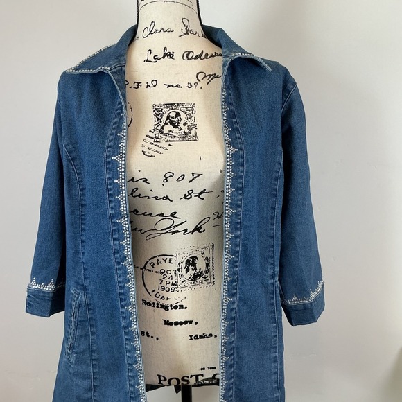 NWT Bleu Bayou Denim Jacket Embellished Rhinestone Trim 3/4 Sleeve Small - Picture 2 of 5